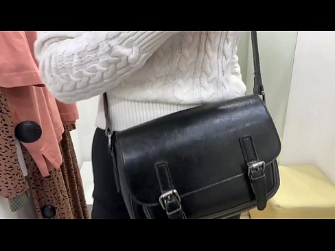 ❤️ Masturbation ampahibemaso ny tanora bitch FeralBerry miaraka amin'ny dildo ao amin'ny efitrano fitting ❤❌ Fomba vetaveta fb aminay mg.hentaibar.ru ﹏